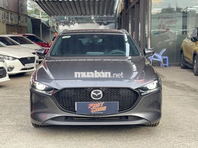 Mazda 3 2022  - 22000 km