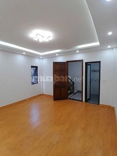 Nhà 5T vị trí đẹp khu P/Lô Víp Đào Tấn - Linh Lang đường rộng 6m 