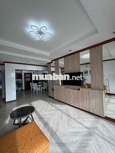 cho thuê 3pn-121m2 New SaiGon(HAGL3)