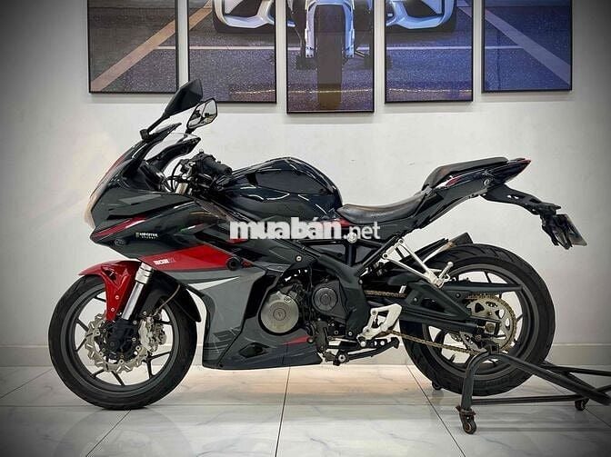 BENELLI 302R DATE 2017