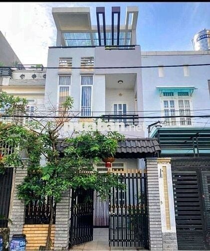NHÀ NGUYÊN CĂN ĐƯỜNG NGÔ CHÍ QUỐC GẦN CHỢ ĐẦU MỐI THỦ ĐỨC 1T2L 4PN 4WC