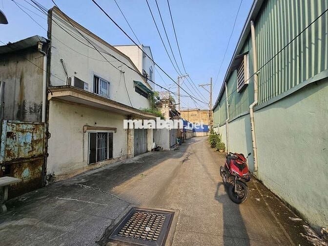 CHO THUÊ NHÀ NGANG 12 DÀI 30 -DT 350M2-HXT 8M-TRƯỜNG CHINH- TÂY THẠNH