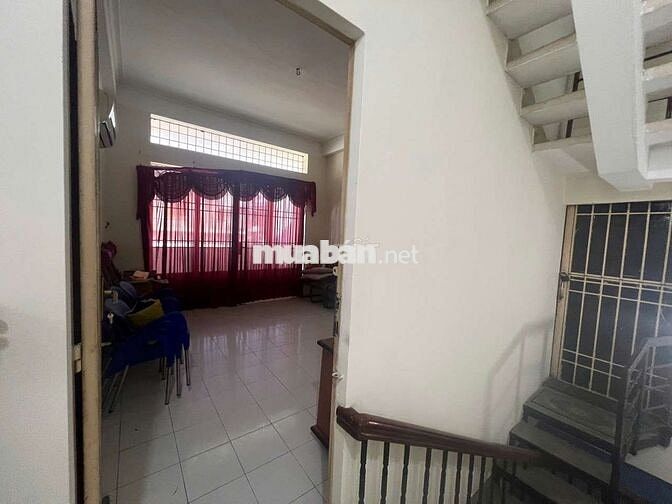 Nhà mặt tiền đường số 12, gần co.op bình triệu và đại học luật