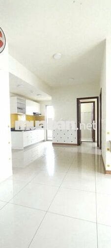 Cho thuê căn hộ 61m2 2 PN 2 WC 2 ban công tầng cao The Vision Bình Tân