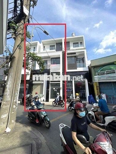 NGUYÊN CĂN MẶT TIỀN TÂN PHÚ NHÀ ĐẸP CÓ VỈA HÈ NGANG GẦN 7M