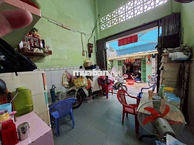 NHÀ 3 TẦNG NỞ HẬU TÀI LỘC ( 3,1m x 10m) XÓM ĐẤT P10 Q11