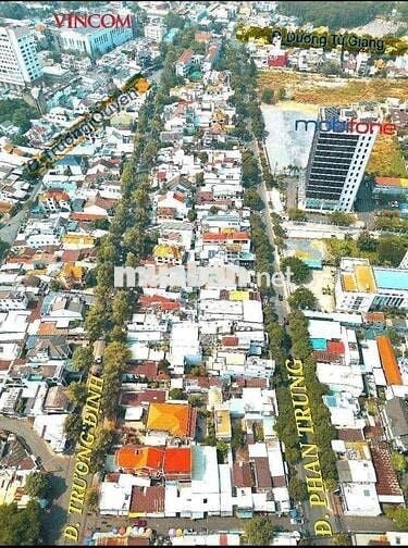 mặt tiền gần bệnh viện hoàn mỹ quốc tế tôi bán