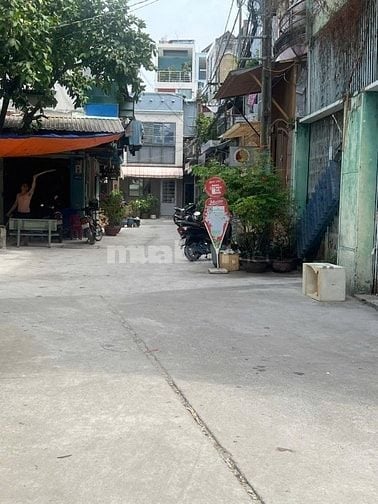 Hẻm 8m 60m2(4.2x15.5m) 2 tầng btct 3 PN Lạc Long Quân, p10, q11