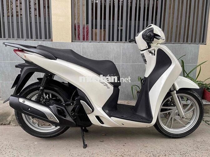 Sh 125 đời 2014 xe đẹp máy zin êm đúng chủ 34tr