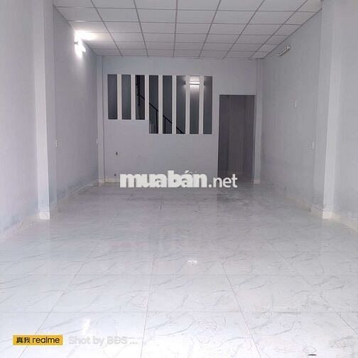 Cho thuê nhà mới đẹp QL13 gần đại hoc luật 8,5tr/ tháng