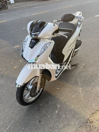 SH 160 2025 như mới có trả góp trao đổi