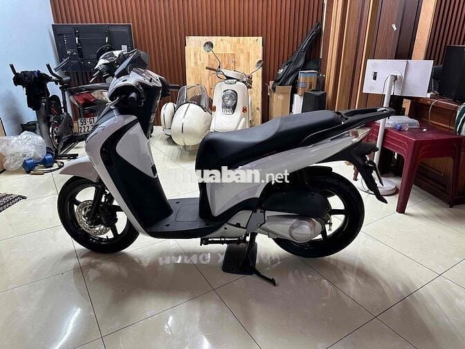 sh 150i fom ý 2011 số máy 5007 bstp Chính Chủ