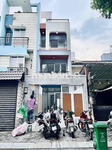 CHO THUÊ SIÊU PHẨM MỚI XÂY 68A ĐỒNG NAI Q10- 4 TẦNG GIÁ THUÊ SIÊU TỐT