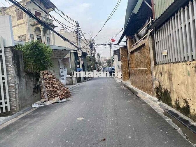 CẦN BÁN GẤP, ĐẤT HẢI BỐI, ĐƯỜNG Ô TÔ 7 CHỖ