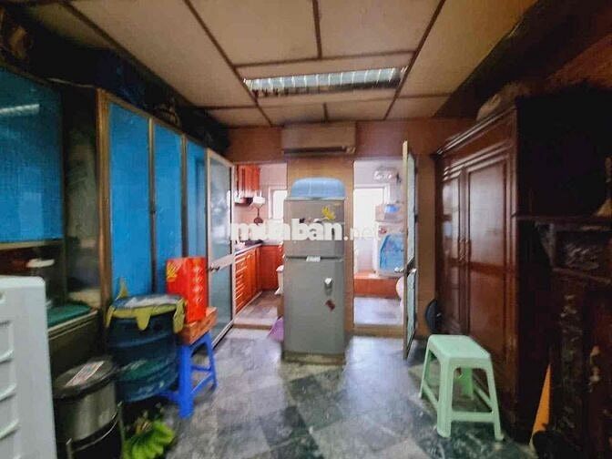 Bán tập thể hàng Bông. Dt 65m,  2n 2vs giá 5.1 tỷ