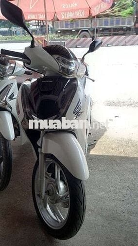 Sh 125 trắng .giao lưu.bstp.ngay chủ ký