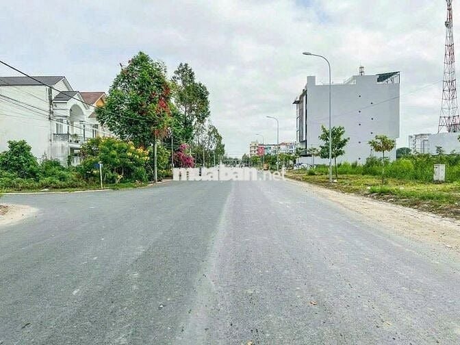 Nền trục chính kdc phú an giá chưa tới 5 tỷ