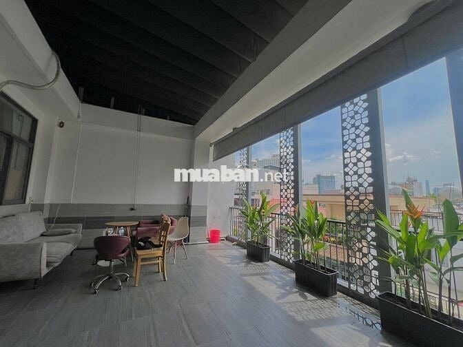 PENTHOUSE SÂN VƯỜN 2PN_1WC_RÔNG 80M2_GIĂT SẤY RIÊNG_TRƯỜNG SA, QUÂN 3