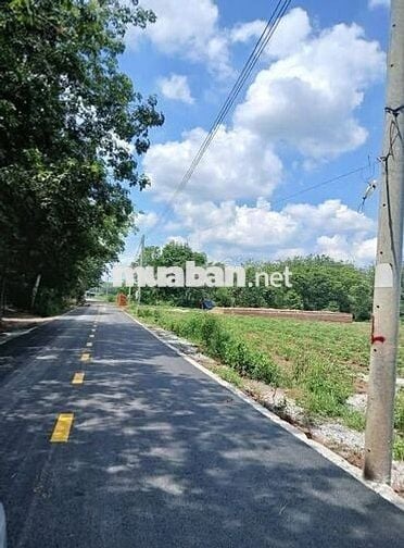 Chủ đi nước ngoài cần sang miếng đất mặt tiền DH504