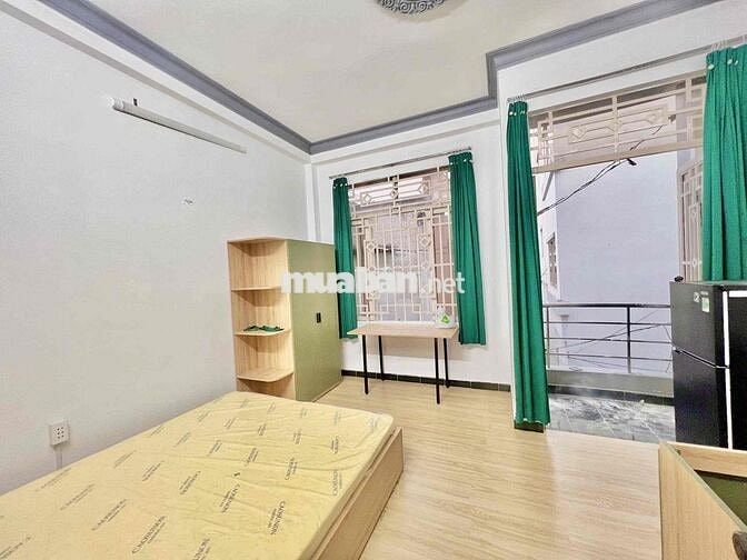 Phòng Studio Ban công, Full nội thất, gần Phan Xích Long