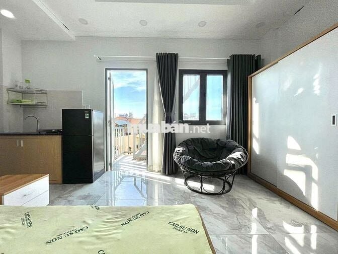 Ở NGAY! CĂN HỘ BAN CÔNG GẦN CẦU LÊ VĂN SỸ Q.3 CÓ BẢO VỆ - THANG MÁY