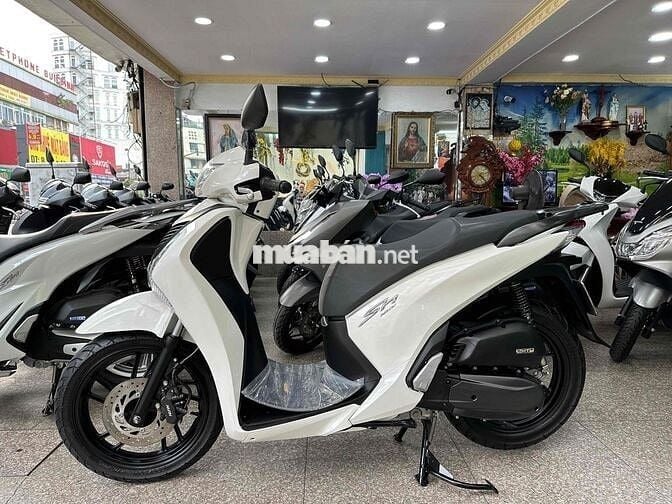 SH 125i 2015 Trắng Đen Sporty BSTP Chính Chủ