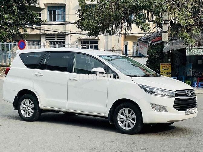 Toyota Innova 2018 2.0G - 120 km
