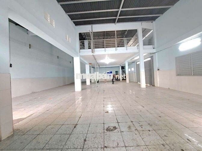 KHO XƯỞNG NỀN GẠCH MEN GIA 30 TRIỆU