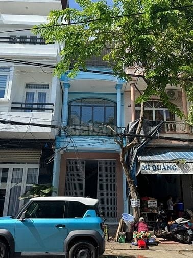 Cho thuê nhà mặt tiền đường Lạc Long Quân