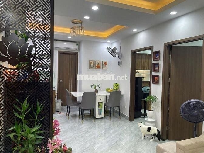 Chính chủ bán CH toà N2C, 59m2, 2N,2WC, giá 5.75 tỷ