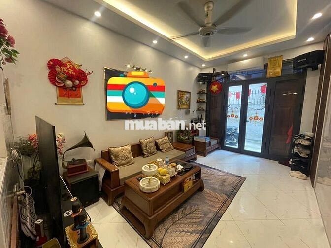 Bán nhà Hồ Tùng Mậu, Nam Từ Liêm, Nhà dân xây, lô góc, 42 m², 7 tỷ 5