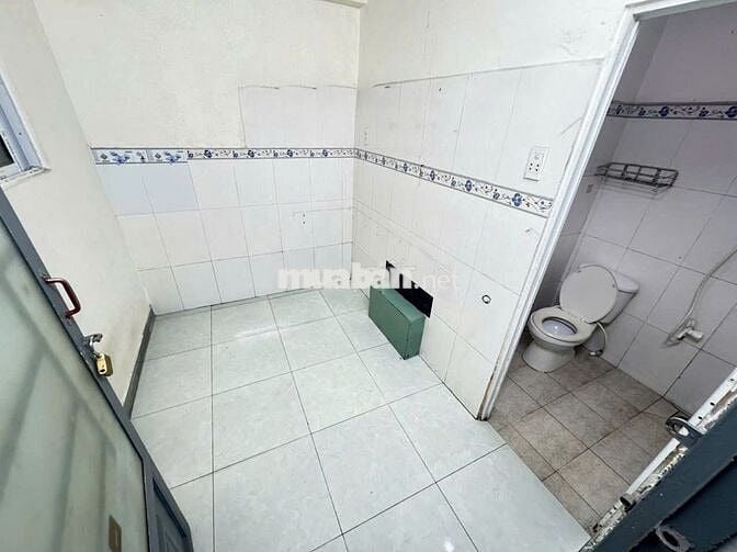 Phòng giá rẻ ở 1 người chỉ tính điện nước ngay Mã Lò