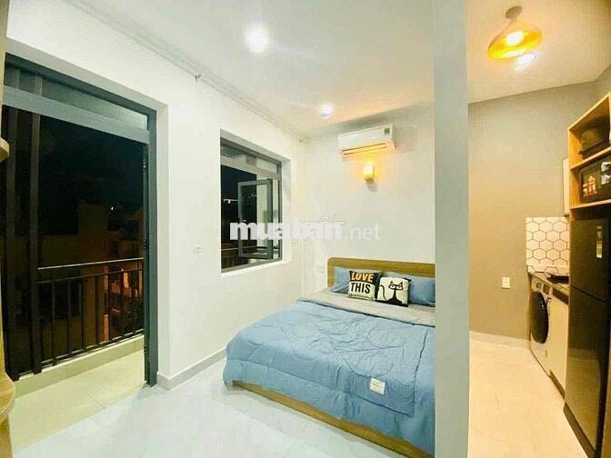 Căn hộ 1PN tách bếp - máy giặt riêng ngay Phan Xích Long - Giáp Quận 1