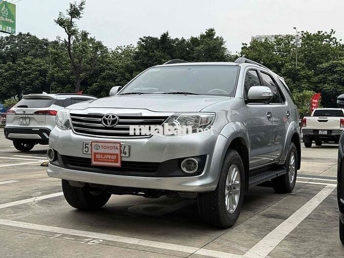 Toyota Fortuner 2014 - Máy Xăng - 1 Cầu - Tại Hãng