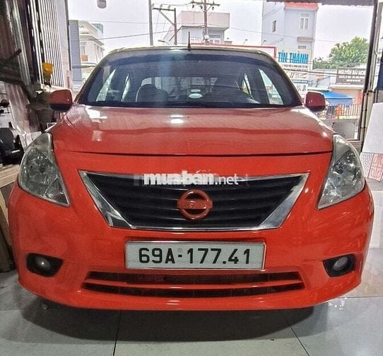 Nissan Sunny 1.5 MT 2015  5 chỗ