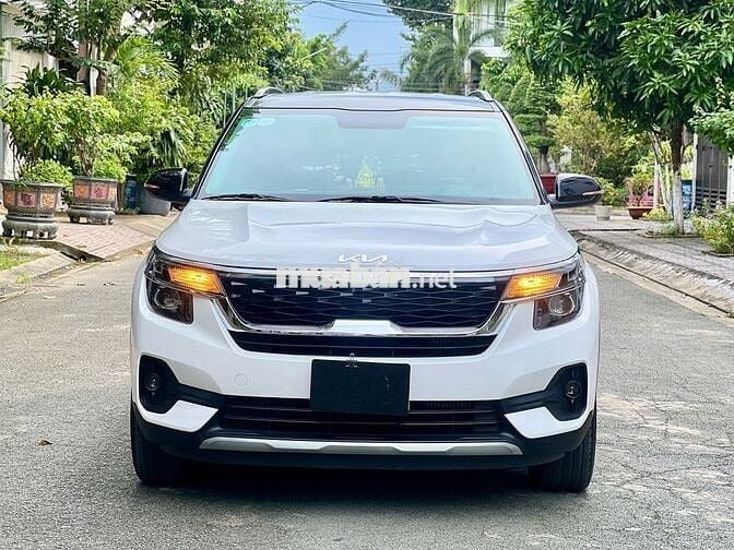 Kia Seltos Luxury 1.4 AT 2023 - 25999 km