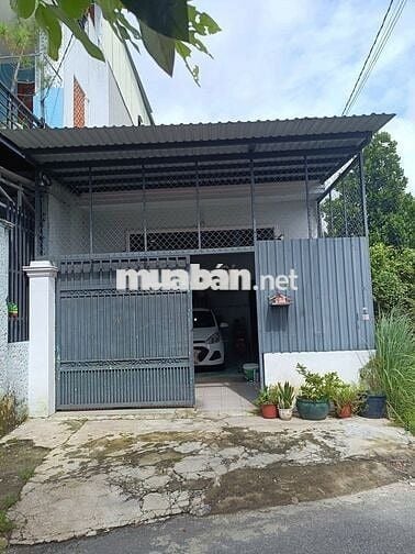 Nhà thị trấn Củ Chi giá chỉ 1,2 tỷ, 2 phòng ngủ rộng rãi sổ hồng riêng