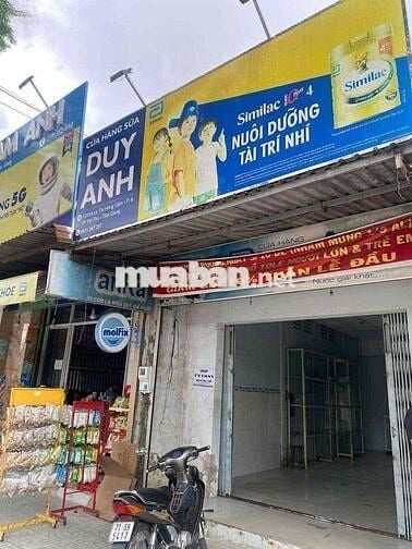 Bán mặt bằng buôn bán kinh doanh nhà phố đông dân cư