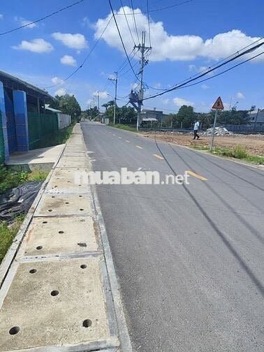 BÁN ĐÁT: 5x18 Tân Thông Hội cách QL22 1km - SHR