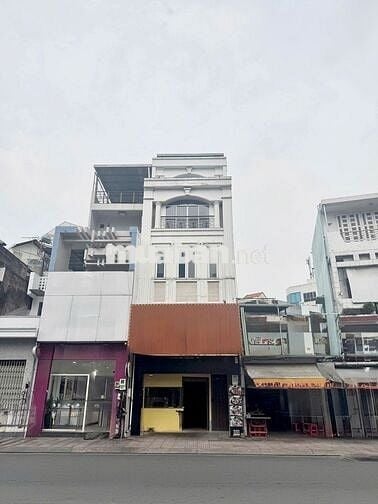 Cho Thuê Mặt Bằng Ngay Ngã Tư Nơ Trang Long & Lê Quang Định Bình Thạnh