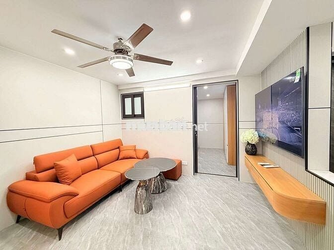 Tập thể Đại La, lô góc tầng 1 oto đỗ, 60m, 2 ngủ, full đồ, nhỉnh 3 tỷ