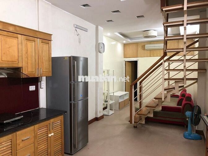 Bán Nhà TT Hàn Thuyên 30M x 2 Tầng Giá 6 Tỷ. 50m ra phố, Full nội thất