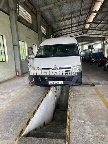 Toyota Hiace 2013  máy dầu nhập Nhật