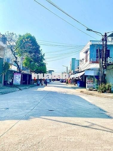 Đất Nam Phước- Sát Ủy ban Huyện- Gần chợ- 90m2 đường oto- Giá 7xx