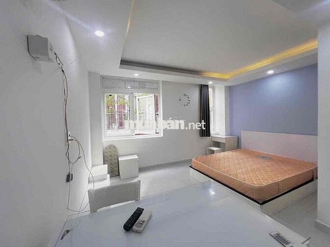 Cho thuê Căn Hộ Cửa Sổ  Thoáng mát Full NT ở  Nguyễn Thị Minh Khai, Q1