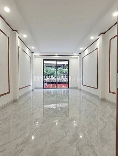 Bán Nhanh Khúc Thừa Dụ, Thang máy, 49M, 7 Tầng, 4,1m Mt, giá 18,9 tỷ 