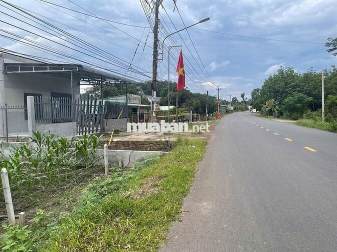 CẦN RA LÔ ĐẤTĐẸP MẶT TIỀN DH504, cạnh UBND xã Phước Thành, TP.HCM
