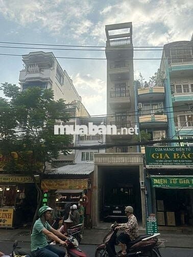 Nhà MT Âu Cơ gần vòng xoay Lê Đại Hành Q11