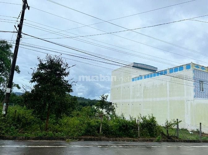 Cần bán lô Đất thổ cư Mặt tiền 12m Bến Tràm, Phú Quốc, Kiêng Giang