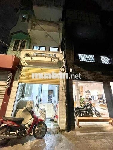 NGUYÊN CĂN MT HẺM XE HƠI • CHO THUÊ LÀM CHDV • CHỈ 18TR CÒN BỚT TT Q3